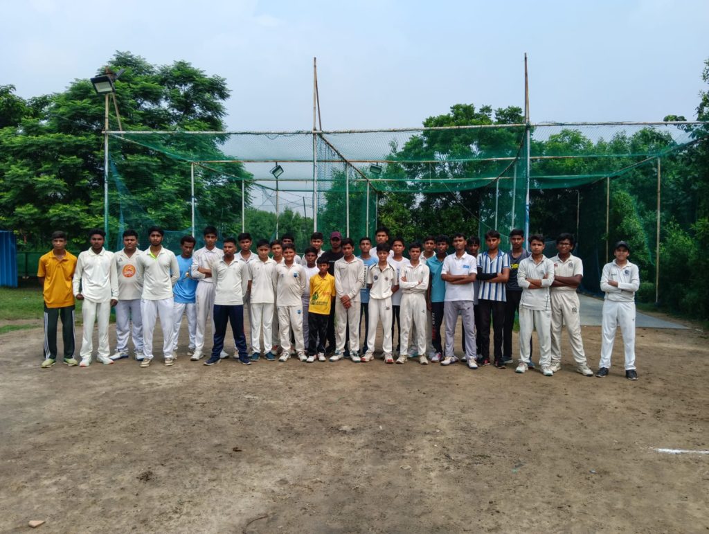 Professional coaches evaluate performance during T20 ICL trials